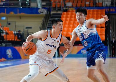 2025-2026����CBA������40��Ǳ�������½�������13��25���Ϻ�����