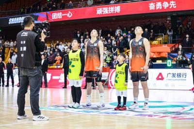 2025-2026����CBA������33�֣�ɽ������vs������������ ������ʽ��Ա�쳪����