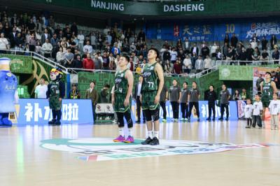 2025-2026����CBA������40�֣��Ͼ���֮��vs�㽭����֤ȯ ������ʽ��Ա�쳪����