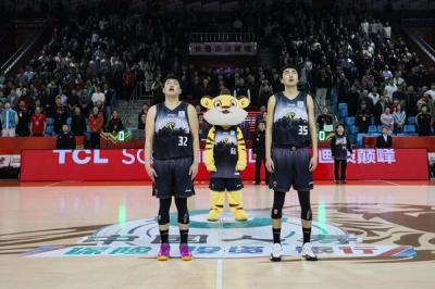 2025-2026����CBA������30�֣�����ɽ������vs�������� ������ʽ��Ա�쳪����